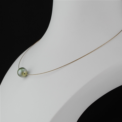 Collier Margot grosse Perle nacrée Vert amande