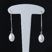 Boucle Créole et Perle Oeuf Blanche