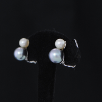 Boucles d'oreilles Clips double perle blanche et grise