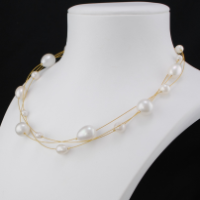 Collier Fantaisie Perles Nacré Blanc